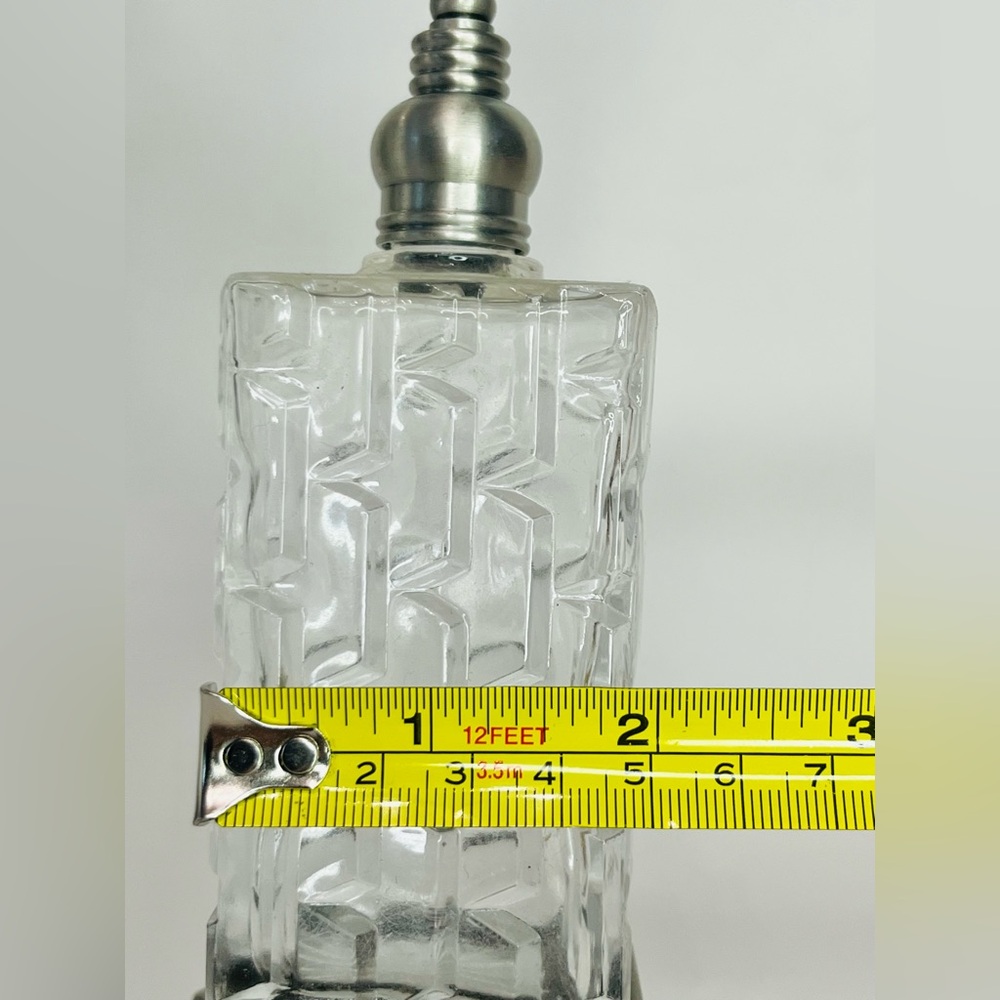 Glass and pewter (?) square footed perfume bottle - Picture 3 of 6